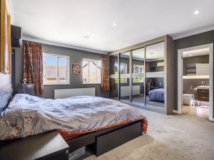 Photo 18- click for photo gallery